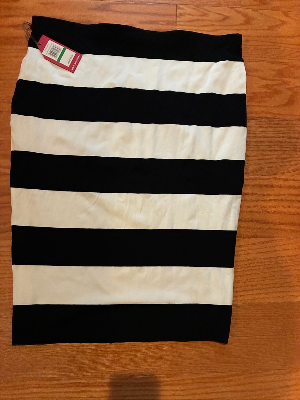 Vince Camuto Black and White Horizontal Stripe Pencil Skirt NEW TAG